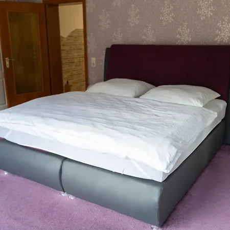 Entspannter Erwin In Ruhiger Waldrandlage Mit Balkon Und Kamin Lejlighed Marburg