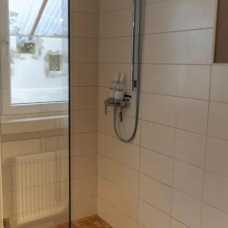 Entspannter Erwin In Ruhiger Waldrandlage Mit Balkon Und Kamin *