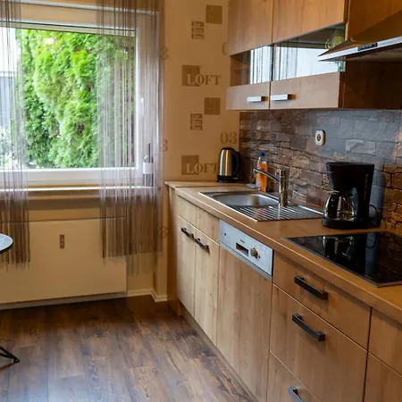 Entspannter Erwin In Ruhiger Waldrandlage Mit Balkon Und Kamin Appartement *