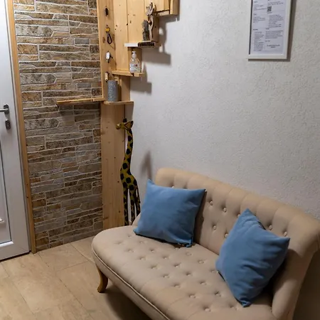 Entspannter Erwin In Ruhiger Waldrandlage Mit Balkon Und Kamin *