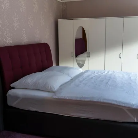 Lägenhet Entspannter Erwin In Ruhiger Waldrandlage Mit Balkon Und Kamin *