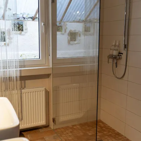 Entspannter Erwin In Ruhiger Waldrandlage Mit Balkon Und Kamin * Marburg