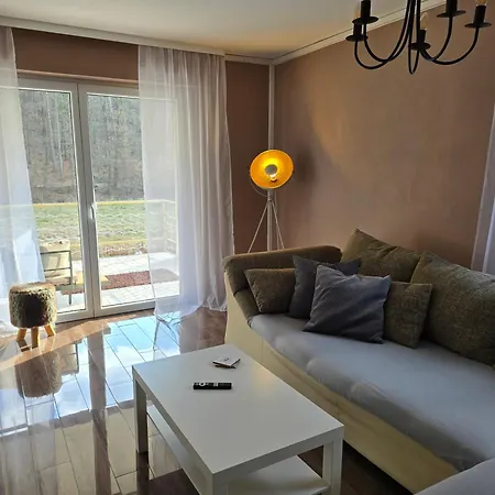 Apartment Entspannter Erwin In Ruhiger Waldrandlage Mit Balkon Und Kamin Marburg