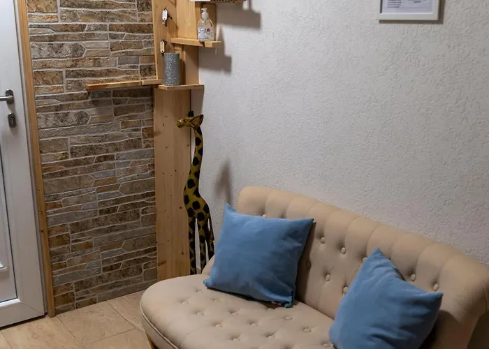 Entspannter Erwin In Ruhiger Waldrandlage Mit Balkon Und Kamin *